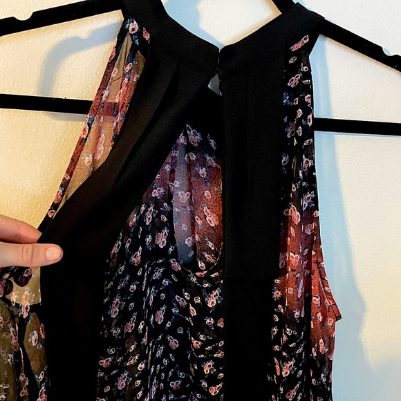 BCBGeneration Sheer Floral Halted Top w Faux Bow - Picture 5 of 6